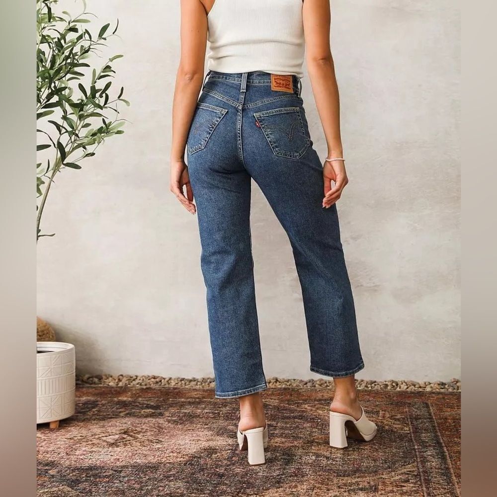 Levi's High-Rise Cropped Straight Jeans - Dark Blue